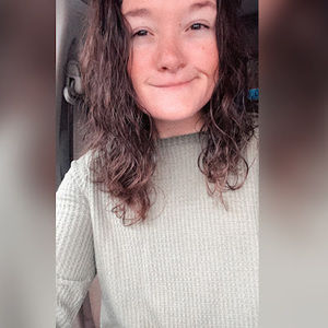 Meet your Posher, Lily